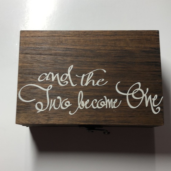 Brown ring box - Picture 3 of 7